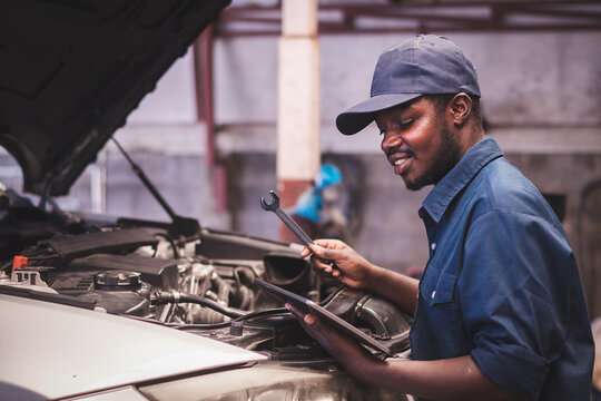 Signs Your Vehicle Needs Repair