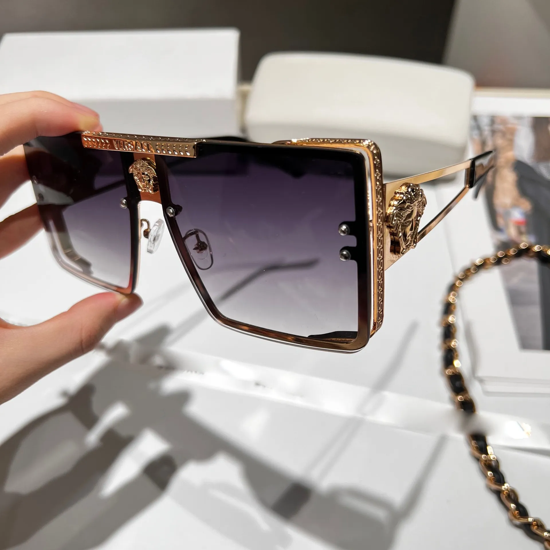 High-Fashion Sunglasses Trends