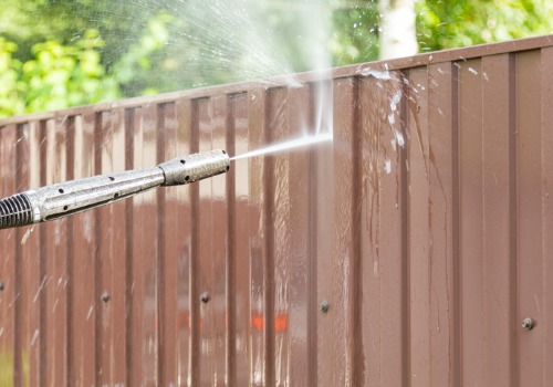 Eco-Friendly Cleaning Solutions for Fences