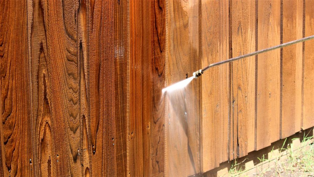 Best Techniques for Cleaning Your Fence