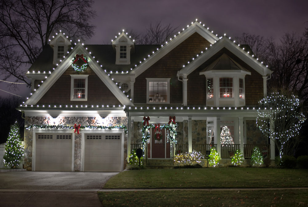 Cost of Christmas Light Installation Services
