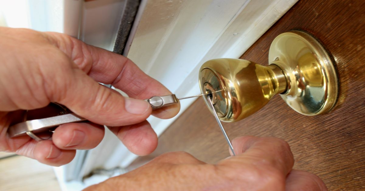 Choosing the Right Locksmith