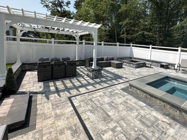 Maximizing Property Value With a Pool